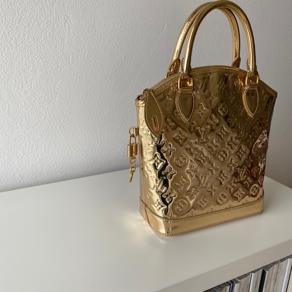 Louis Vuitton Limited Edition Gold Monogram Miroir Lockit Bag 2006 Marc Jacobs - Picture 15 of 17